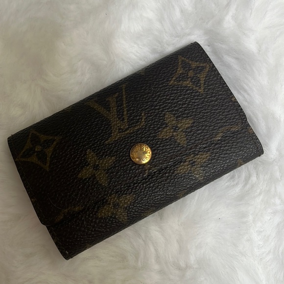 Louis Vuitton Accessories Authentic Louis Vuitton Key Case Poshmark